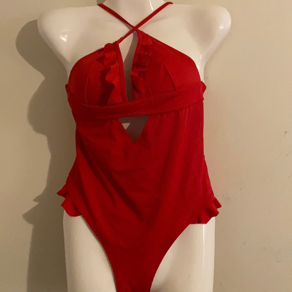 1 piece swimsuit.